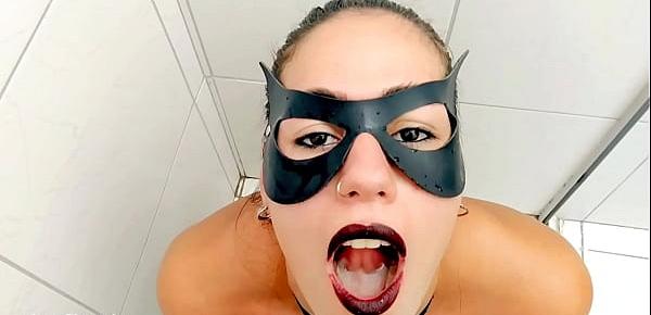  drinking pee from my Stepdaddy in the shower over 2 liters and I swallow cum !!!